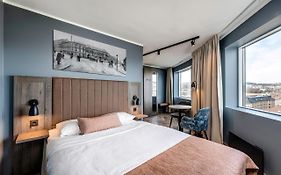โรงแรมแองเกอร์